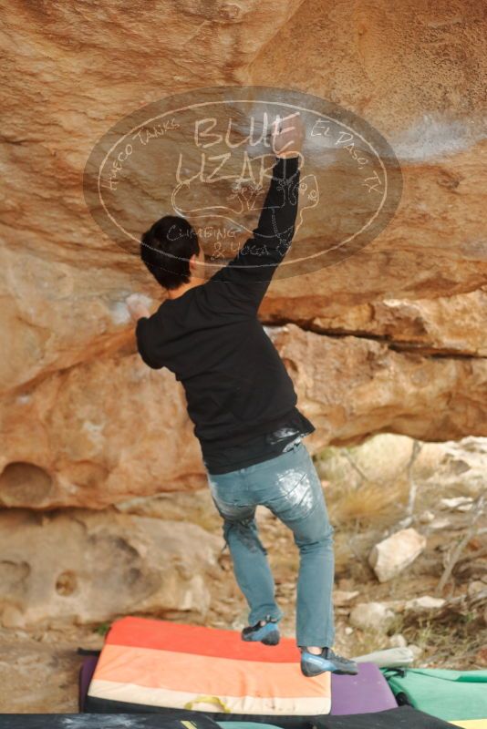Bouldering in Hueco Tanks on 01/02/2020 with Blue Lizard Climbing and Yoga

Filename: SRM_20200102_1355540.jpg
Aperture: f/3.2
Shutter Speed: 1/500
Body: Canon EOS-1D Mark II
Lens: Canon EF 50mm f/1.8 II