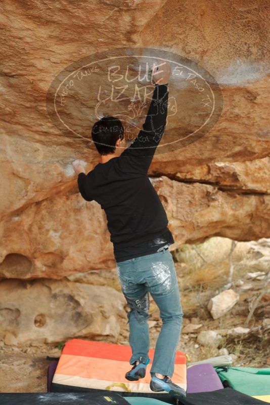 Bouldering in Hueco Tanks on 01/02/2020 with Blue Lizard Climbing and Yoga

Filename: SRM_20200102_1355541.jpg
Aperture: f/3.2
Shutter Speed: 1/500
Body: Canon EOS-1D Mark II
Lens: Canon EF 50mm f/1.8 II