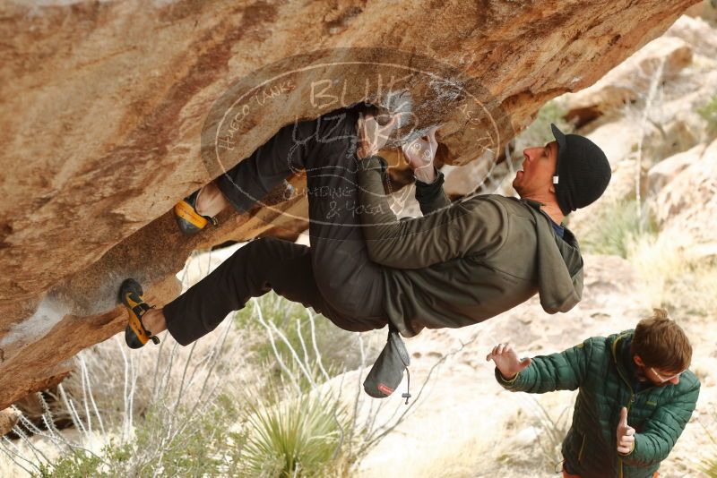 Bouldering in Hueco Tanks on 01/02/2020 with Blue Lizard Climbing and Yoga

Filename: SRM_20200102_1403110.jpg
Aperture: f/3.5
Shutter Speed: 1/250
Body: Canon EOS-1D Mark II
Lens: Canon EF 50mm f/1.8 II