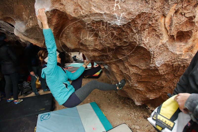 Bouldering in Hueco Tanks on 01/02/2020 with Blue Lizard Climbing and Yoga

Filename: SRM_20200102_1458140.jpg
Aperture: f/3.5
Shutter Speed: 1/250
Body: Canon EOS-1D Mark II
Lens: Canon EF 16-35mm f/2.8 L