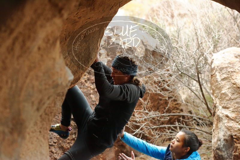 Bouldering in Hueco Tanks on 01/02/2020 with Blue Lizard Climbing and Yoga

Filename: SRM_20200102_1506100.jpg
Aperture: f/3.5
Shutter Speed: 1/250
Body: Canon EOS-1D Mark II
Lens: Canon EF 50mm f/1.8 II
