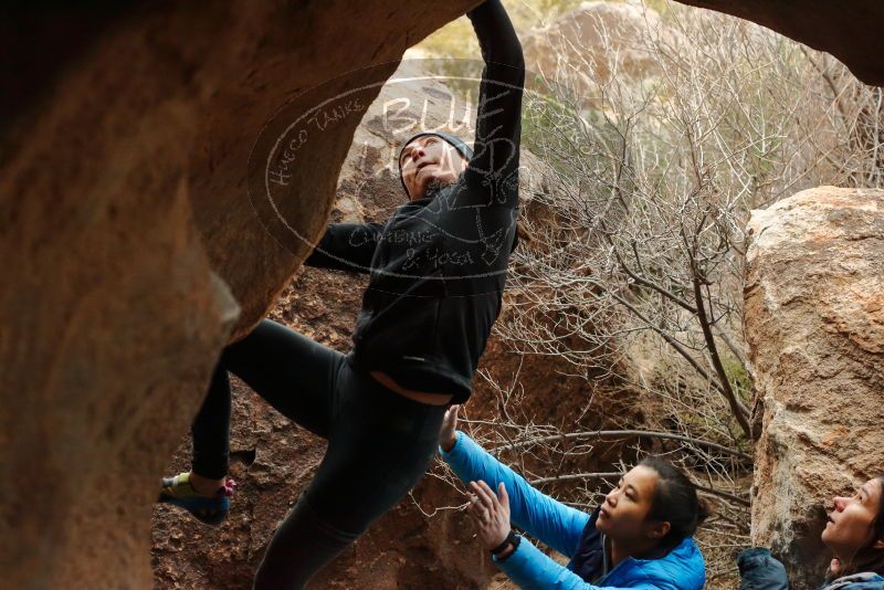 Bouldering in Hueco Tanks on 01/02/2020 with Blue Lizard Climbing and Yoga

Filename: SRM_20200102_1506130.jpg
Aperture: f/5.0
Shutter Speed: 1/250
Body: Canon EOS-1D Mark II
Lens: Canon EF 50mm f/1.8 II