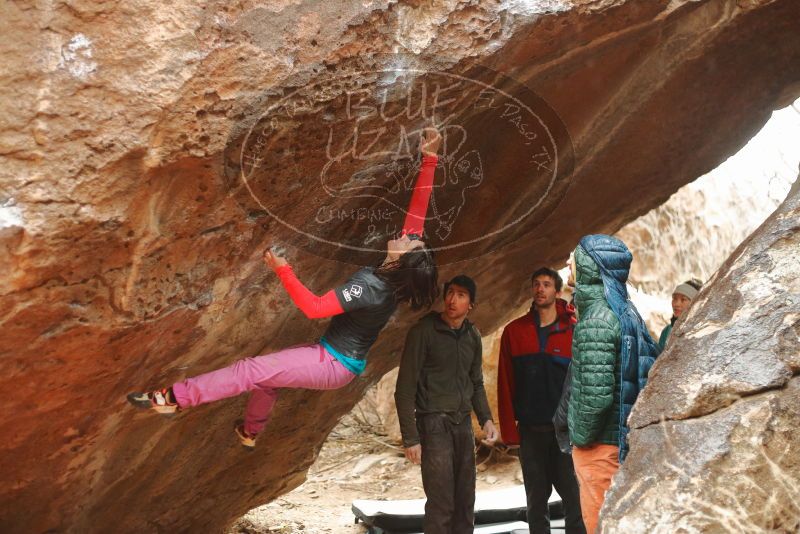 Bouldering in Hueco Tanks on 01/02/2020 with Blue Lizard Climbing and Yoga

Filename: SRM_20200102_1545180.jpg
Aperture: f/2.5
Shutter Speed: 1/250
Body: Canon EOS-1D Mark II
Lens: Canon EF 50mm f/1.8 II