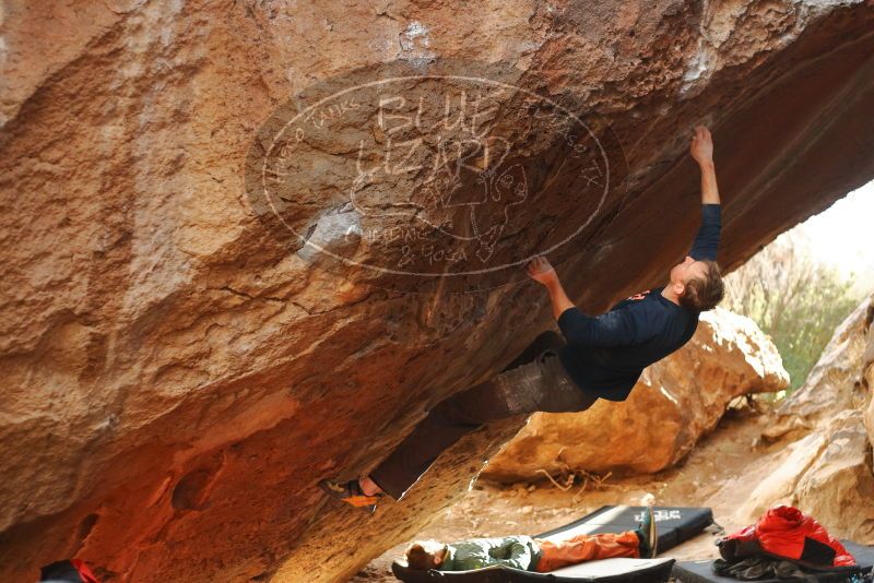 Bouldering in Hueco Tanks on 01/02/2020 with Blue Lizard Climbing and Yoga

Filename: SRM_20200102_1658080.jpg
Aperture: f/3.2
Shutter Speed: 1/400
Body: Canon EOS-1D Mark II
Lens: Canon EF 50mm f/1.8 II