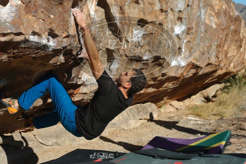 Bouldering in Hueco Tanks on 01/05/2020 with Blue Lizard Climbing and Yoga

Filename: SRM_20200105_1106530.jpg
Aperture: f/3.5
Shutter Speed: 1/1000
Body: Canon EOS-1D Mark II
Lens: Canon EF 50mm f/1.8 II