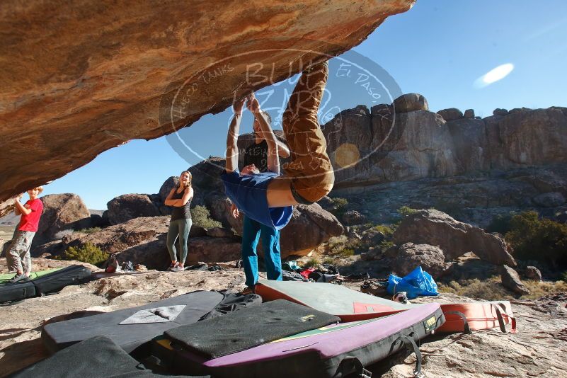 Bouldering in Hueco Tanks on 01/05/2020 with Blue Lizard Climbing and Yoga

Filename: SRM_20200105_1119370.jpg
Aperture: f/8.0
Shutter Speed: 1/320
Body: Canon EOS-1D Mark II
Lens: Canon EF 16-35mm f/2.8 L