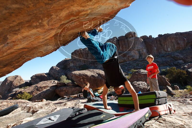 Bouldering in Hueco Tanks on 01/05/2020 with Blue Lizard Climbing and Yoga

Filename: SRM_20200105_1123300.jpg
Aperture: f/7.1
Shutter Speed: 1/320
Body: Canon EOS-1D Mark II
Lens: Canon EF 16-35mm f/2.8 L