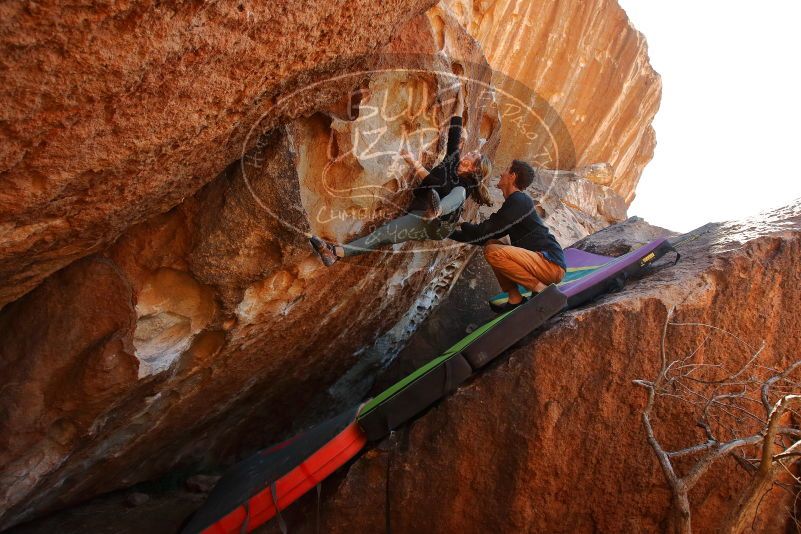 Bouldering in Hueco Tanks on 01/05/2020 with Blue Lizard Climbing and Yoga

Filename: SRM_20200105_1323050.jpg
Aperture: f/7.1
Shutter Speed: 1/250
Body: Canon EOS-1D Mark II
Lens: Canon EF 16-35mm f/2.8 L