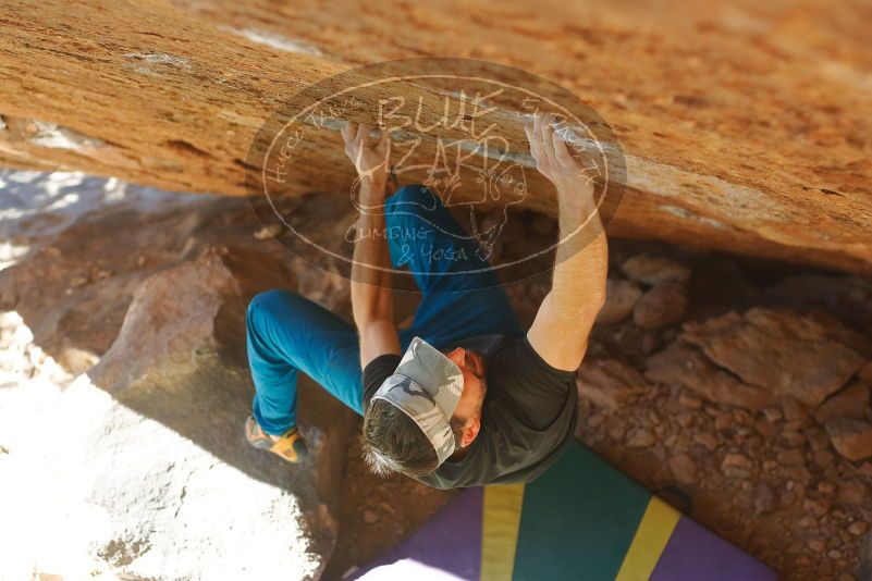 Bouldering in Hueco Tanks on 01/05/2020 with Blue Lizard Climbing and Yoga

Filename: SRM_20200105_1416400.jpg
Aperture: f/2.8
Shutter Speed: 1/400
Body: Canon EOS-1D Mark II
Lens: Canon EF 50mm f/1.8 II