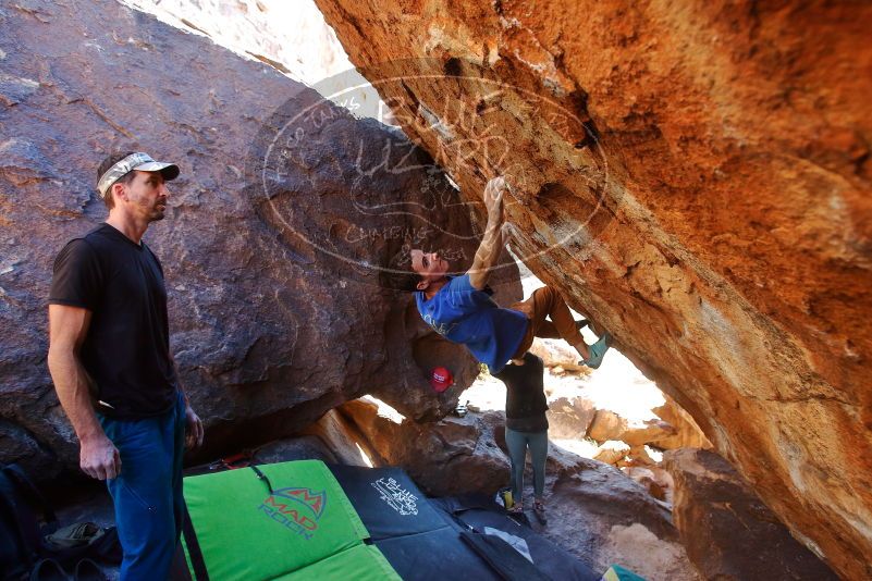 Bouldering in Hueco Tanks on 01/05/2020 with Blue Lizard Climbing and Yoga

Filename: SRM_20200105_1447080.jpg
Aperture: f/4.0
Shutter Speed: 1/250
Body: Canon EOS-1D Mark II
Lens: Canon EF 16-35mm f/2.8 L