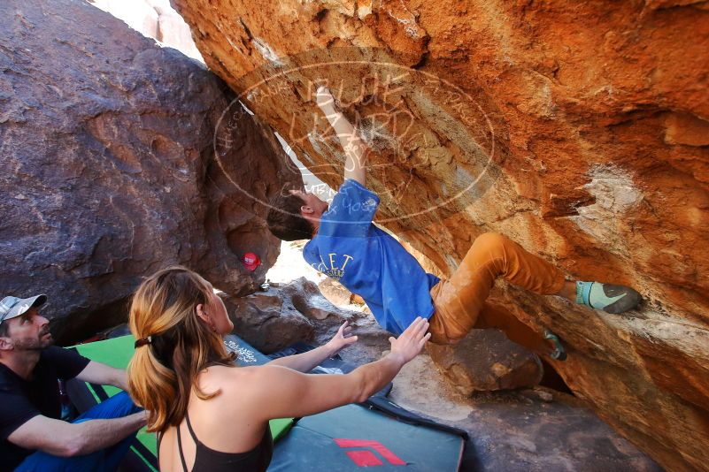 Bouldering in Hueco Tanks on 01/05/2020 with Blue Lizard Climbing and Yoga

Filename: SRM_20200105_1458120.jpg
Aperture: f/4.0
Shutter Speed: 1/250
Body: Canon EOS-1D Mark II
Lens: Canon EF 16-35mm f/2.8 L