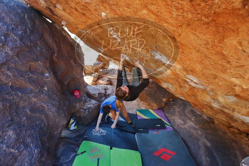 Bouldering in Hueco Tanks on 01/05/2020 with Blue Lizard Climbing and Yoga

Filename: SRM_20200105_1522420.jpg
Aperture: f/4.5
Shutter Speed: 1/250
Body: Canon EOS-1D Mark II
Lens: Canon EF 16-35mm f/2.8 L
