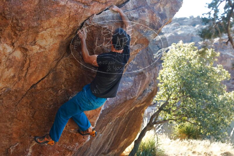 Bouldering in Hueco Tanks on 01/05/2020 with Blue Lizard Climbing and Yoga

Filename: SRM_20200105_1606440.jpg
Aperture: f/4.0
Shutter Speed: 1/250
Body: Canon EOS-1D Mark II
Lens: Canon EF 50mm f/1.8 II