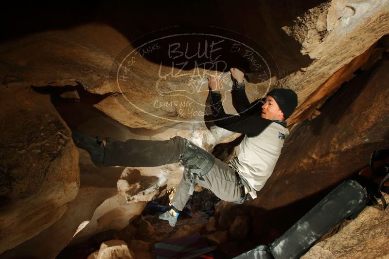 Bouldering in Hueco Tanks on 01/04/2020 with Blue Lizard Climbing and Yoga

Filename: SRM_20200104_1043530.jpg
Aperture: f/5.6
Shutter Speed: 1/250
Body: Canon EOS-1D Mark II
Lens: Canon EF 16-35mm f/2.8 L
