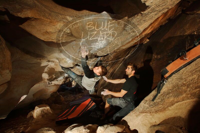 Bouldering in Hueco Tanks on 01/04/2020 with Blue Lizard Climbing and Yoga

Filename: SRM_20200104_1059290.jpg
Aperture: f/6.3
Shutter Speed: 1/250
Body: Canon EOS-1D Mark II
Lens: Canon EF 16-35mm f/2.8 L