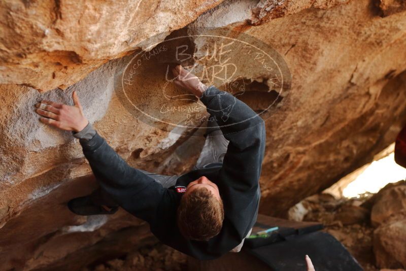 Bouldering in Hueco Tanks on 01/04/2020 with Blue Lizard Climbing and Yoga

Filename: SRM_20200104_1304520.jpg
Aperture: f/3.5
Shutter Speed: 1/250
Body: Canon EOS-1D Mark II
Lens: Canon EF 50mm f/1.8 II