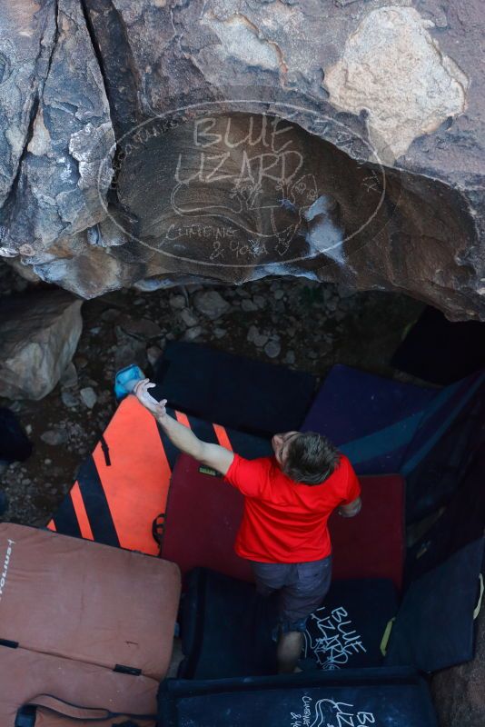 Bouldering in Hueco Tanks on 01/04/2020 with Blue Lizard Climbing and Yoga

Filename: SRM_20200104_1421360.jpg
Aperture: f/4.0
Shutter Speed: 1/250
Body: Canon EOS-1D Mark II
Lens: Canon EF 50mm f/1.8 II