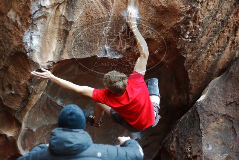 Bouldering in Hueco Tanks on 01/04/2020 with Blue Lizard Climbing and Yoga

Filename: SRM_20200104_1515590.jpg
Aperture: f/2.2
Shutter Speed: 1/250
Body: Canon EOS-1D Mark II
Lens: Canon EF 50mm f/1.8 II
