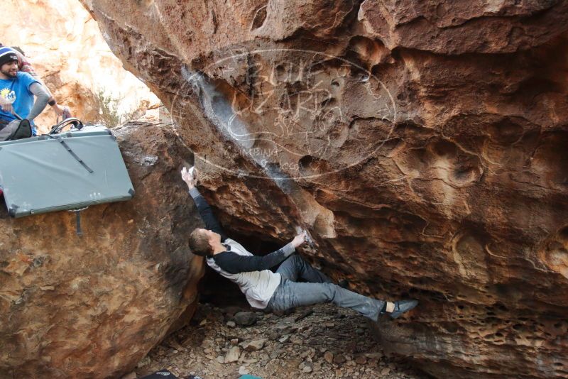 Bouldering in Hueco Tanks on 01/04/2020 with Blue Lizard Climbing and Yoga

Filename: SRM_20200104_1600390.jpg
Aperture: f/3.2
Shutter Speed: 1/250
Body: Canon EOS-1D Mark II
Lens: Canon EF 16-35mm f/2.8 L