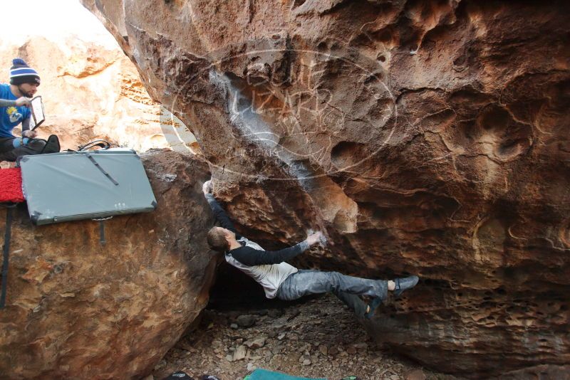 Bouldering in Hueco Tanks on 01/04/2020 with Blue Lizard Climbing and Yoga

Filename: SRM_20200104_1603400.jpg
Aperture: f/3.2
Shutter Speed: 1/250
Body: Canon EOS-1D Mark II
Lens: Canon EF 16-35mm f/2.8 L