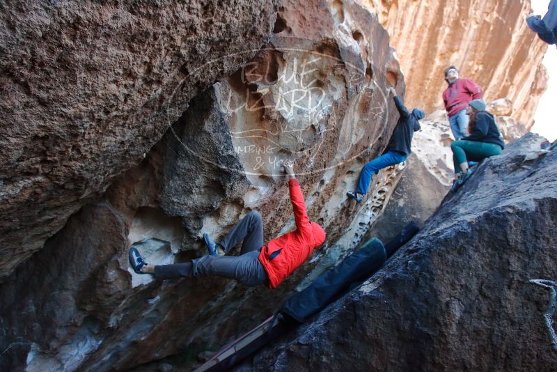 Bouldering in Hueco Tanks on 01/08/2020 with Blue Lizard Climbing and Yoga

Filename: SRM_20200108_1056220.jpg
Aperture: f/5.0
Shutter Speed: 1/250
Body: Canon EOS-1D Mark II
Lens: Canon EF 16-35mm f/2.8 L