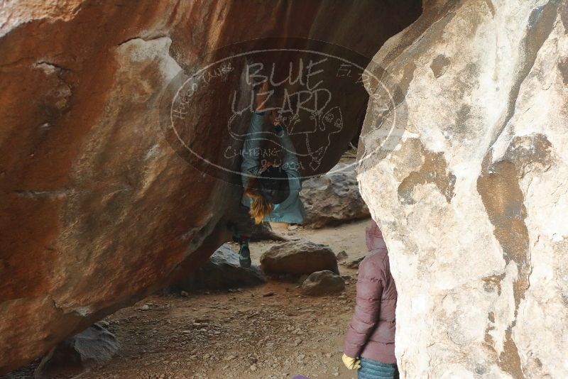 Bouldering in Hueco Tanks on 01/08/2020 with Blue Lizard Climbing and Yoga

Filename: SRM_20200108_1113310.jpg
Aperture: f/3.5
Shutter Speed: 1/250
Body: Canon EOS-1D Mark II
Lens: Canon EF 50mm f/1.8 II