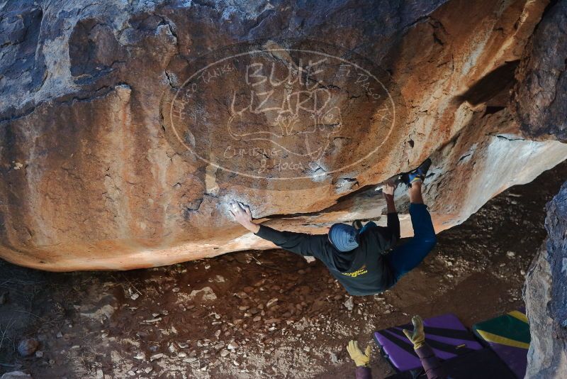 Bouldering in Hueco Tanks on 01/08/2020 with Blue Lizard Climbing and Yoga

Filename: SRM_20200108_1122320.jpg
Aperture: f/6.3
Shutter Speed: 1/250
Body: Canon EOS-1D Mark II
Lens: Canon EF 50mm f/1.8 II