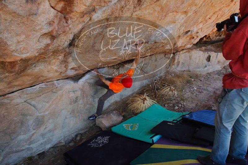 Bouldering in Hueco Tanks on 01/08/2020 with Blue Lizard Climbing and Yoga

Filename: SRM_20200108_1251420.jpg
Aperture: f/5.6
Shutter Speed: 1/250
Body: Canon EOS-1D Mark II
Lens: Canon EF 16-35mm f/2.8 L