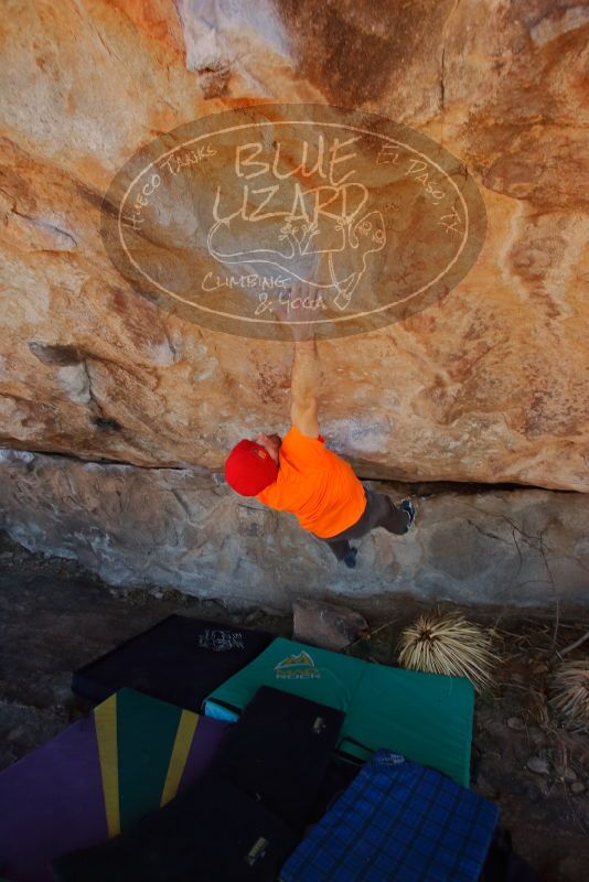 Bouldering in Hueco Tanks on 01/08/2020 with Blue Lizard Climbing and Yoga

Filename: SRM_20200108_1255440.jpg
Aperture: f/6.3
Shutter Speed: 1/250
Body: Canon EOS-1D Mark II
Lens: Canon EF 16-35mm f/2.8 L