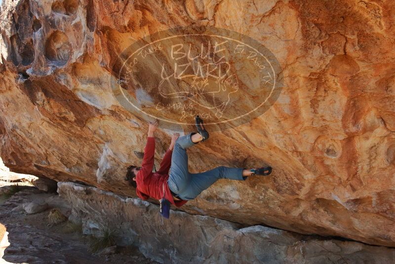 Bouldering in Hueco Tanks on 01/08/2020 with Blue Lizard Climbing and Yoga

Filename: SRM_20200108_1306120.jpg
Aperture: f/7.1
Shutter Speed: 1/500
Body: Canon EOS-1D Mark II
Lens: Canon EF 16-35mm f/2.8 L