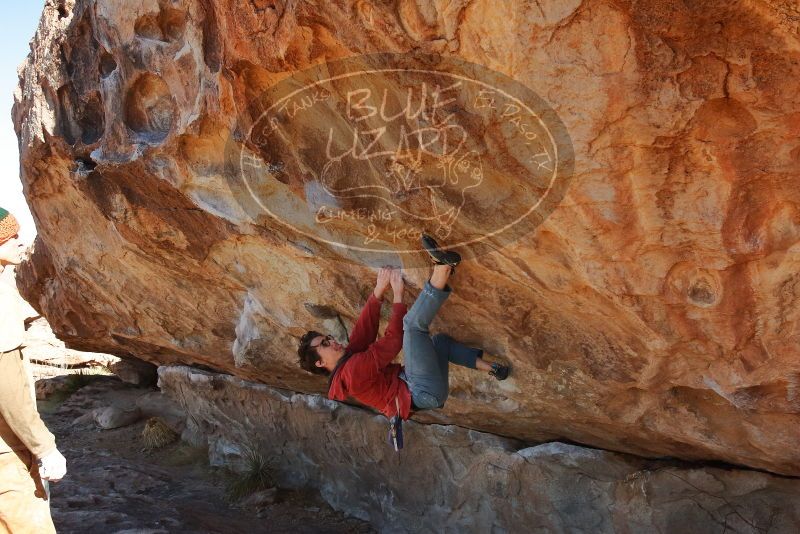 Bouldering in Hueco Tanks on 01/08/2020 with Blue Lizard Climbing and Yoga

Filename: SRM_20200108_1307380.jpg
Aperture: f/8.0
Shutter Speed: 1/500
Body: Canon EOS-1D Mark II
Lens: Canon EF 16-35mm f/2.8 L