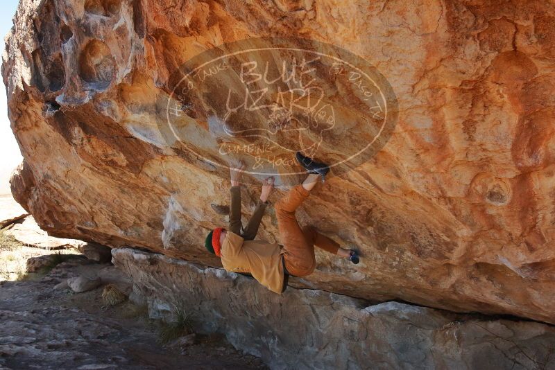 Bouldering in Hueco Tanks on 01/08/2020 with Blue Lizard Climbing and Yoga

Filename: SRM_20200108_1308030.jpg
Aperture: f/8.0
Shutter Speed: 1/500
Body: Canon EOS-1D Mark II
Lens: Canon EF 16-35mm f/2.8 L