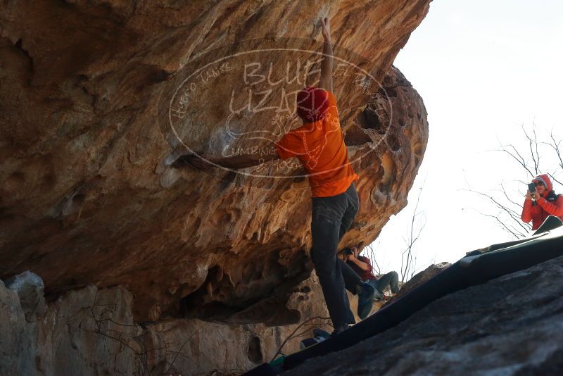 Bouldering in Hueco Tanks on 01/08/2020 with Blue Lizard Climbing and Yoga

Filename: SRM_20200108_1326320.jpg
Aperture: f/9.0
Shutter Speed: 1/500
Body: Canon EOS-1D Mark II
Lens: Canon EF 50mm f/1.8 II