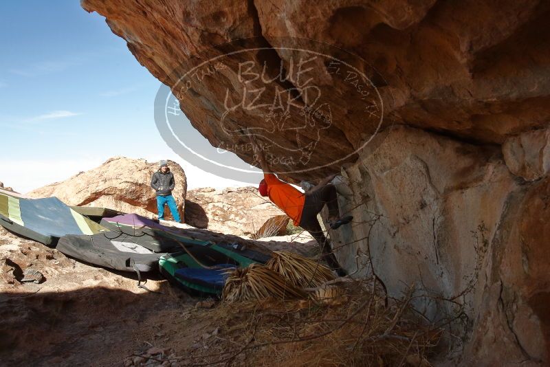 Bouldering in Hueco Tanks on 01/08/2020 with Blue Lizard Climbing and Yoga

Filename: SRM_20200108_1331390.jpg
Aperture: f/8.0
Shutter Speed: 1/500
Body: Canon EOS-1D Mark II
Lens: Canon EF 16-35mm f/2.8 L