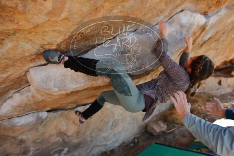 Bouldering in Hueco Tanks on 01/08/2020 with Blue Lizard Climbing and Yoga

Filename: SRM_20200108_1342390.jpg
Aperture: f/5.0
Shutter Speed: 1/400
Body: Canon EOS-1D Mark II
Lens: Canon EF 16-35mm f/2.8 L
