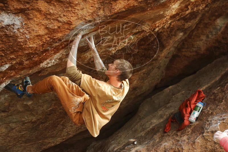 Bouldering in Hueco Tanks on 01/08/2020 with Blue Lizard Climbing and Yoga

Filename: SRM_20200108_1634531.jpg
Aperture: f/4.0
Shutter Speed: 1/400
Body: Canon EOS-1D Mark II
Lens: Canon EF 50mm f/1.8 II
