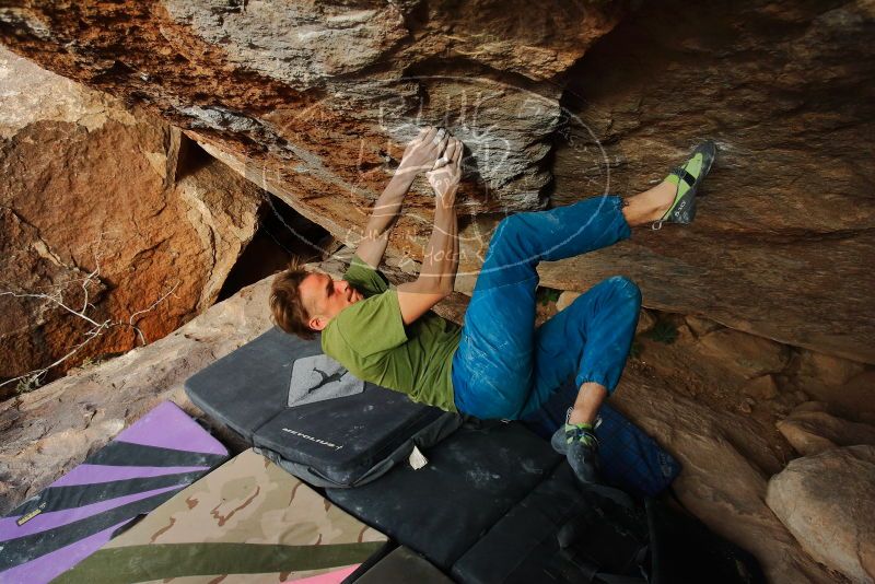 Bouldering in Hueco Tanks on 01/08/2020 with Blue Lizard Climbing and Yoga

Filename: SRM_20200108_1715510.jpg
Aperture: f/5.0
Shutter Speed: 1/500
Body: Canon EOS-1D Mark II
Lens: Canon EF 16-35mm f/2.8 L