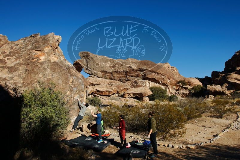 Bouldering in Hueco Tanks on 01/12/2020 with Blue Lizard Climbing and Yoga

Filename: SRM_20200112_1019220.jpg
Aperture: f/8.0
Shutter Speed: 1/320
Body: Canon EOS-1D Mark II
Lens: Canon EF 16-35mm f/2.8 L