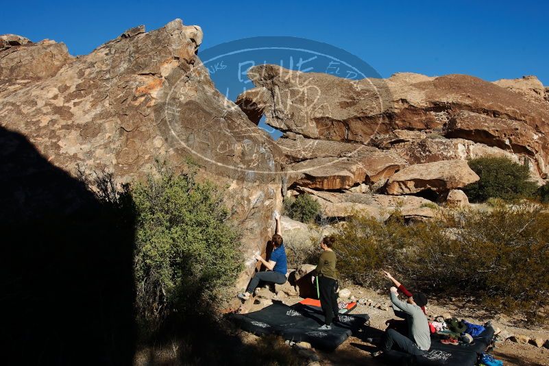 Bouldering in Hueco Tanks on 01/12/2020 with Blue Lizard Climbing and Yoga

Filename: SRM_20200112_1024300.jpg
Aperture: f/8.0
Shutter Speed: 1/320
Body: Canon EOS-1D Mark II
Lens: Canon EF 16-35mm f/2.8 L
