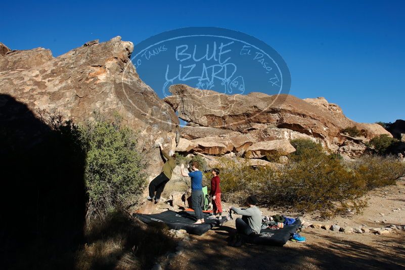 Bouldering in Hueco Tanks on 01/12/2020 with Blue Lizard Climbing and Yoga

Filename: SRM_20200112_1035190.jpg
Aperture: f/7.1
Shutter Speed: 1/320
Body: Canon EOS-1D Mark II
Lens: Canon EF 16-35mm f/2.8 L