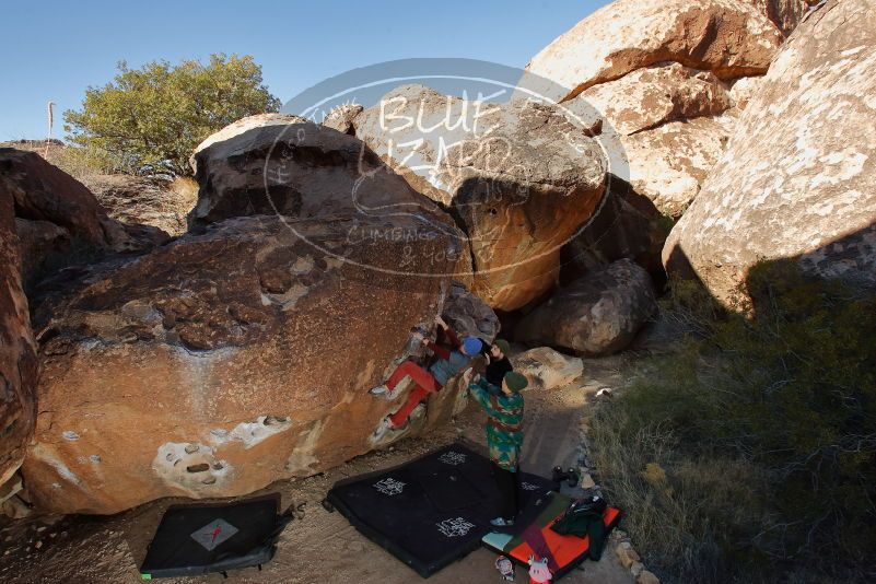 Bouldering in Hueco Tanks on 01/12/2020 with Blue Lizard Climbing and Yoga

Filename: SRM_20200112_1115210.jpg
Aperture: f/8.0
Shutter Speed: 1/250
Body: Canon EOS-1D Mark II
Lens: Canon EF 16-35mm f/2.8 L