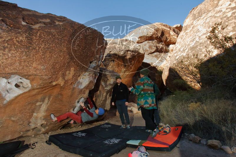 Bouldering in Hueco Tanks on 01/12/2020 with Blue Lizard Climbing and Yoga

Filename: SRM_20200112_1122420.jpg
Aperture: f/8.0
Shutter Speed: 1/250
Body: Canon EOS-1D Mark II
Lens: Canon EF 16-35mm f/2.8 L