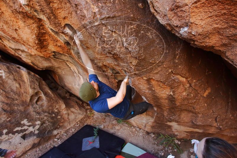 Bouldering in Hueco Tanks on 01/12/2020 with Blue Lizard Climbing and Yoga

Filename: SRM_20200112_1159390.jpg
Aperture: f/4.0
Shutter Speed: 1/250
Body: Canon EOS-1D Mark II
Lens: Canon EF 16-35mm f/2.8 L