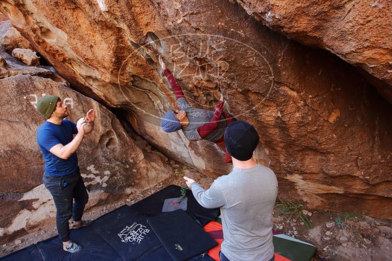 Bouldering in Hueco Tanks on 01/12/2020 with Blue Lizard Climbing and Yoga

Filename: SRM_20200112_1203530.jpg
Aperture: f/4.5
Shutter Speed: 1/250
Body: Canon EOS-1D Mark II
Lens: Canon EF 16-35mm f/2.8 L