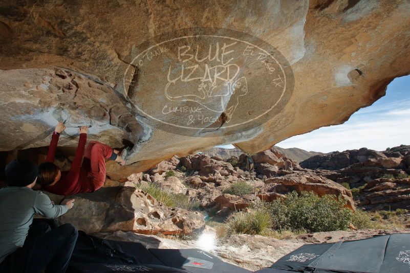 Bouldering in Hueco Tanks on 01/12/2020 with Blue Lizard Climbing and Yoga

Filename: SRM_20200112_1334570.jpg
Aperture: f/8.0
Shutter Speed: 1/250
Body: Canon EOS-1D Mark II
Lens: Canon EF 16-35mm f/2.8 L