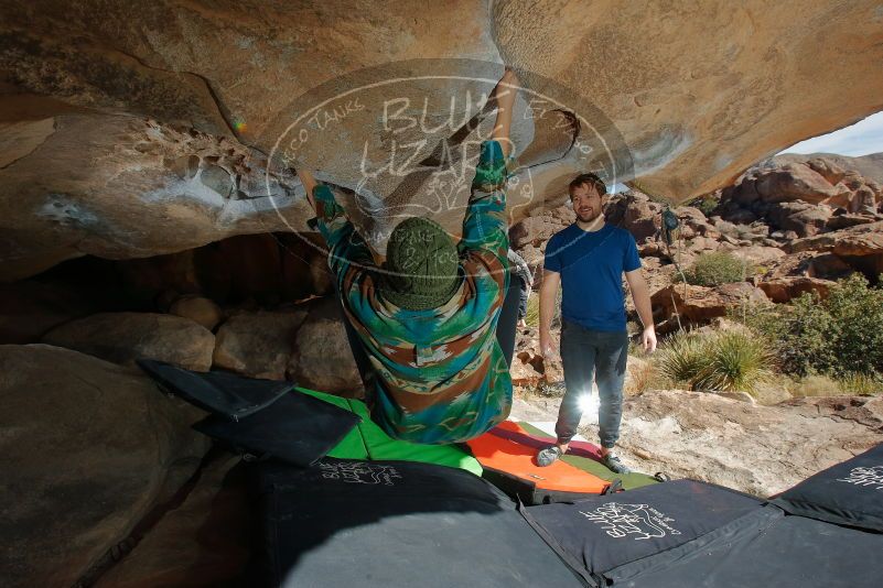 Bouldering in Hueco Tanks on 01/12/2020 with Blue Lizard Climbing and Yoga

Filename: SRM_20200112_1412060.jpg
Aperture: f/8.0
Shutter Speed: 1/250
Body: Canon EOS-1D Mark II
Lens: Canon EF 16-35mm f/2.8 L