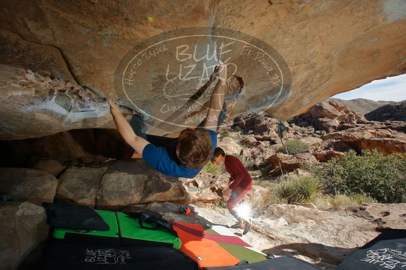 Bouldering in Hueco Tanks on 01/12/2020 with Blue Lizard Climbing and Yoga

Filename: SRM_20200112_1413270.jpg
Aperture: f/8.0
Shutter Speed: 1/250
Body: Canon EOS-1D Mark II
Lens: Canon EF 16-35mm f/2.8 L