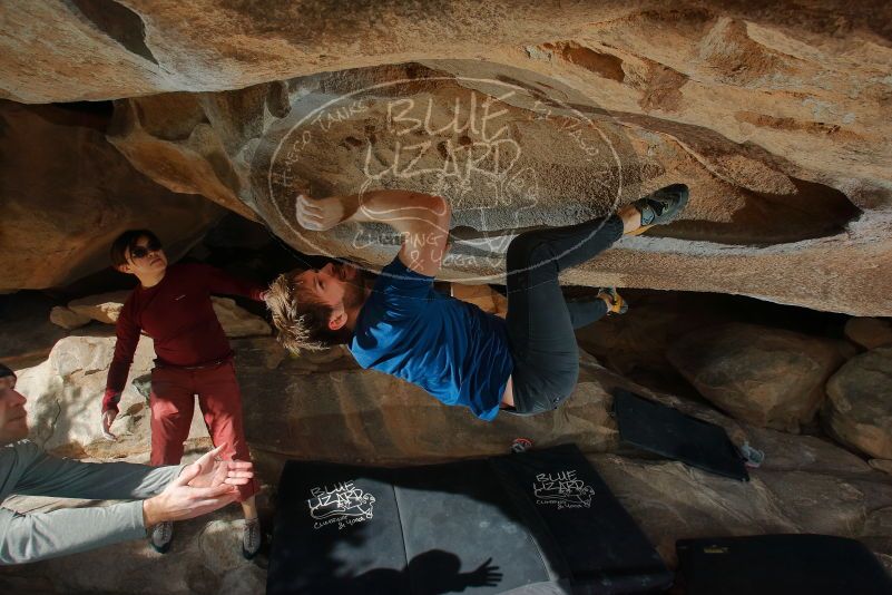 Bouldering in Hueco Tanks on 01/12/2020 with Blue Lizard Climbing and Yoga

Filename: SRM_20200112_1424160.jpg
Aperture: f/8.0
Shutter Speed: 1/250
Body: Canon EOS-1D Mark II
Lens: Canon EF 16-35mm f/2.8 L