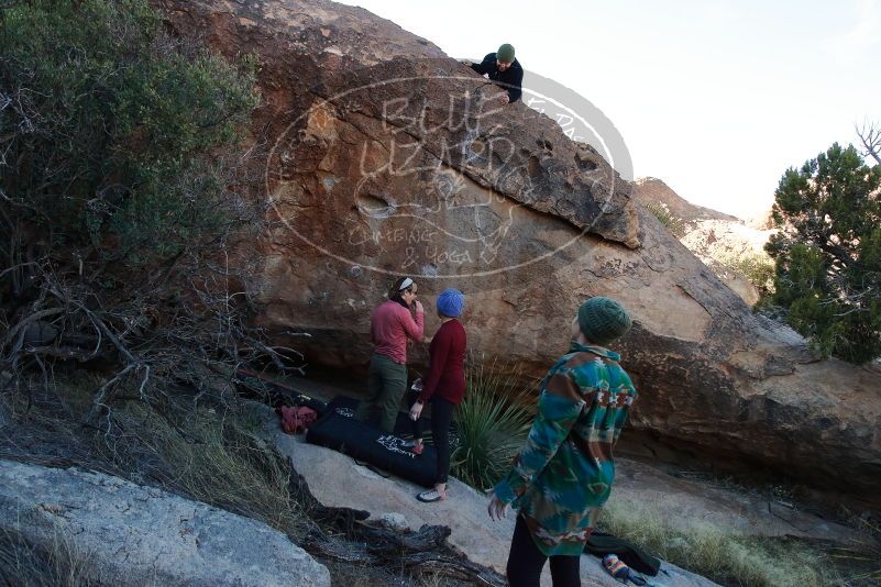 Bouldering in Hueco Tanks on 01/12/2020 with Blue Lizard Climbing and Yoga

Filename: SRM_20200112_1631090.jpg
Aperture: f/7.1
Shutter Speed: 1/250
Body: Canon EOS-1D Mark II
Lens: Canon EF 16-35mm f/2.8 L