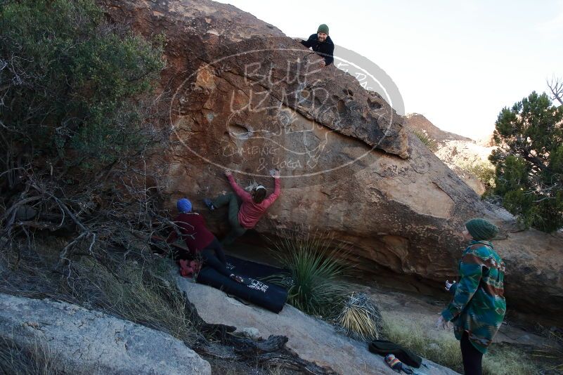 Bouldering in Hueco Tanks on 01/12/2020 with Blue Lizard Climbing and Yoga

Filename: SRM_20200112_1631170.jpg
Aperture: f/7.1
Shutter Speed: 1/250
Body: Canon EOS-1D Mark II
Lens: Canon EF 16-35mm f/2.8 L